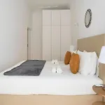Casa Portuguesa Chiado 25 *