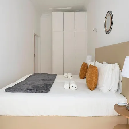 Casa Portuguesa Chiado 25 *