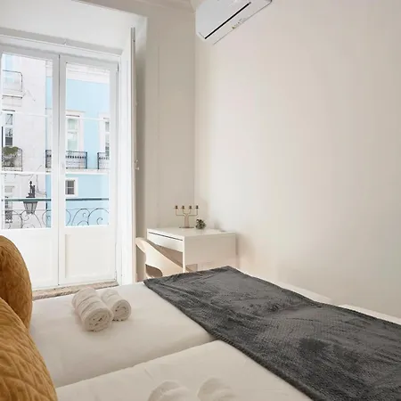 דירה Casa Portuguesa Chiado 25 ליסבון