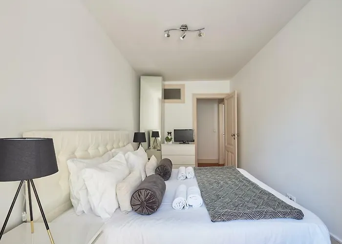 Casa Portuguesa Chiado 25 *